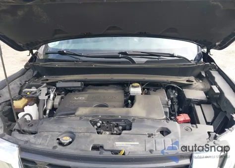 2018 Nissan Pathfinder Platinum из США, поврежденный, VIN 5N1DR2MM7JC607055